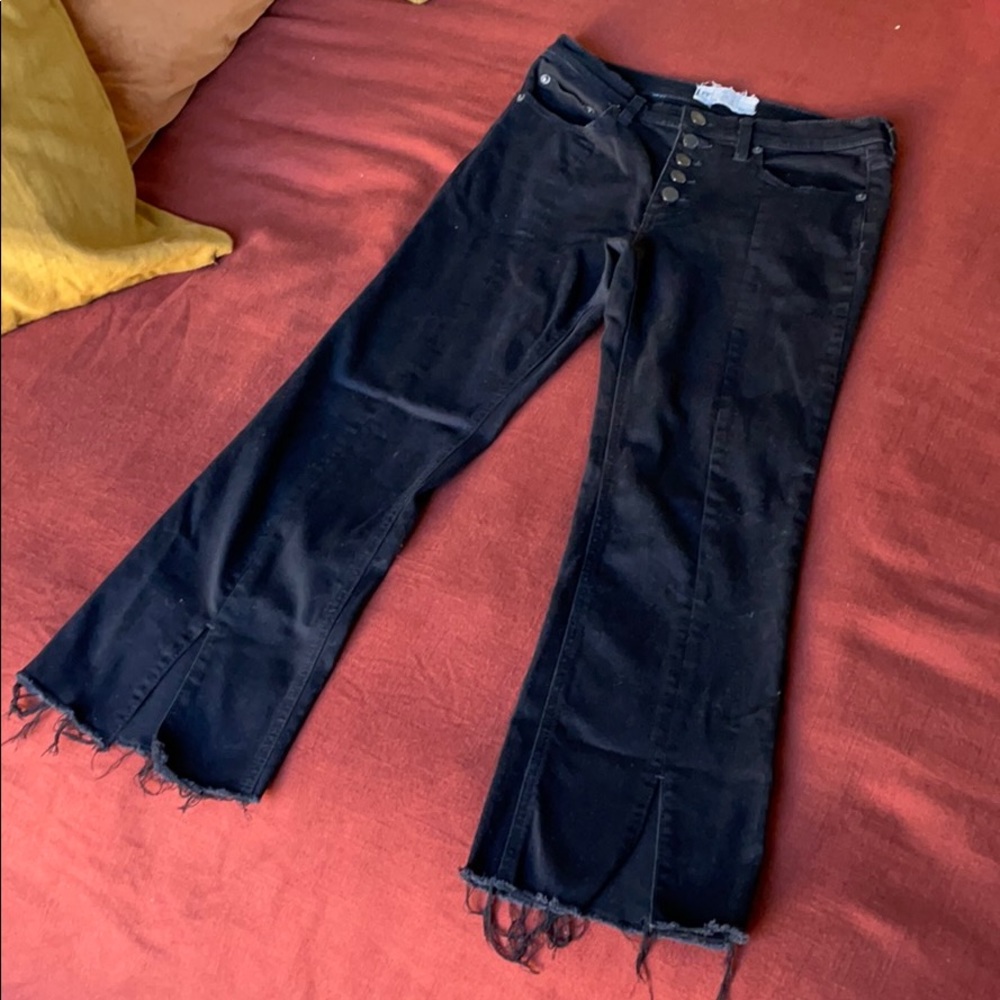 FREE PEOPLE CROPPED JEANS